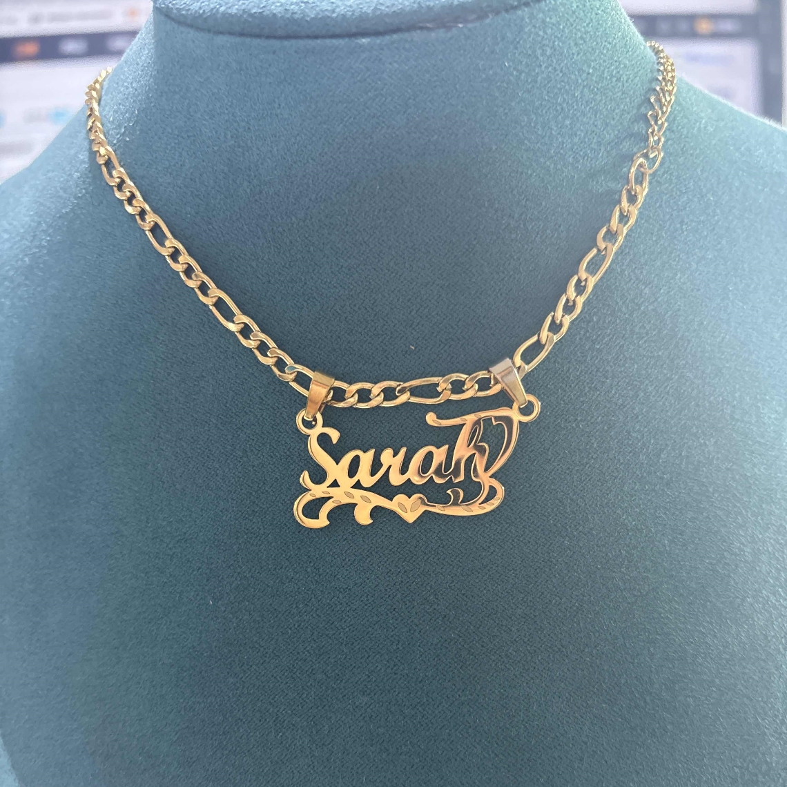 Custom Figaro Chain Heart Name - Name Necklace Custom 리뷰 및 가격